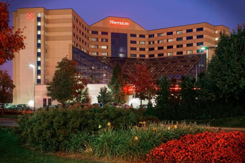 Sheraton Detroit Metro Airport — building