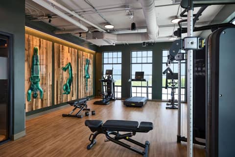 Moxy Charleston Downtown — photo 2