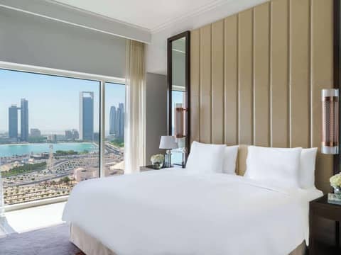 Rixos Marina Abu Dhabi — hotel room