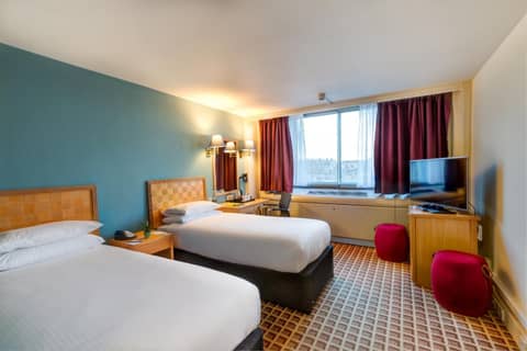 Copthorne Tara Hotel London Kensington — hotel room