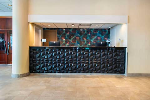 Grand Park Hotel & Suites Downtown Vancouver, an Ascend Collection Hotel — photo 7