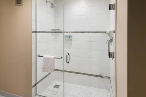 Courtyard by Marriott Philadelphia South at The Navy Yard — photo 6