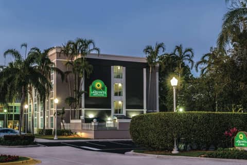 La Quinta by Wyndham Plantation at SW 6th St — photo 6