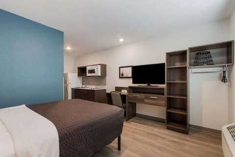 WoodSpring Suites Tamarac — photo 6