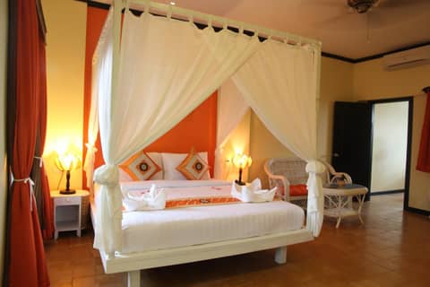 Residence Indochine Suite — hotel room
