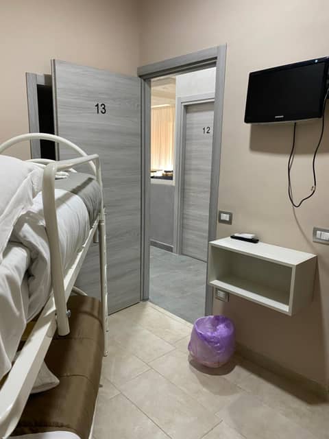 Hotel Poker — hotel room