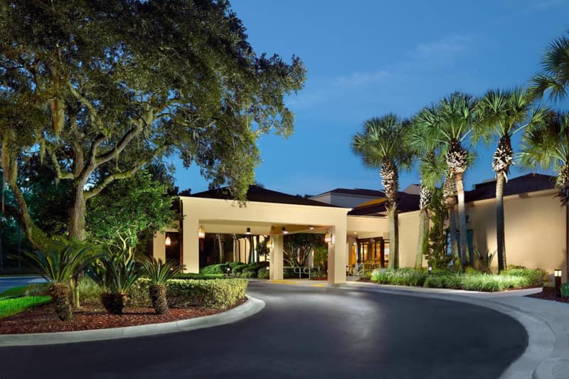 Courtyard by Marriott Jacksonville at the Mayo Clinic Campus/Beaches — building