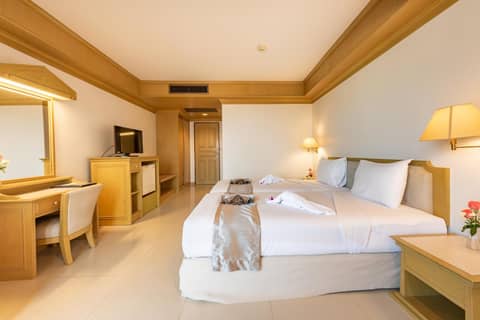 City Beach Resort — photo 9