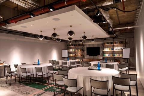 Bankside Hotel, Autograph Collection — meeting room