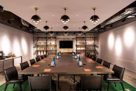 Bankside Hotel, Autograph Collection — meeting room