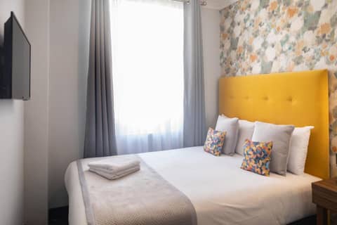 Paddington Park Hotel — hotel room