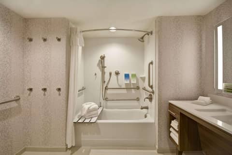Home2 Suites by Hilton Kansas City KU Medical Center — photo 6
