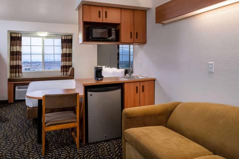 Microtel Inn & Suites by Wyndham Salt Lake City Airport — photo 8