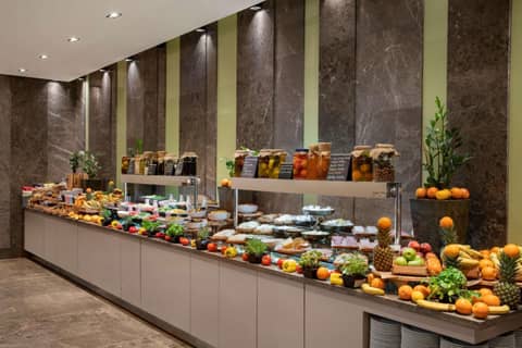 Radisson Blu Hotel & Spa Istanbul Tuzla — dining