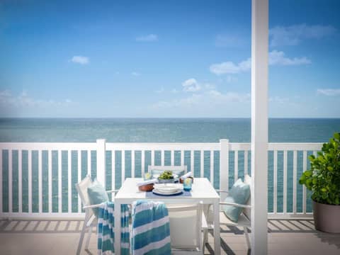 Pelican Grand Beach Resort, a Noble House Resort — photo 8