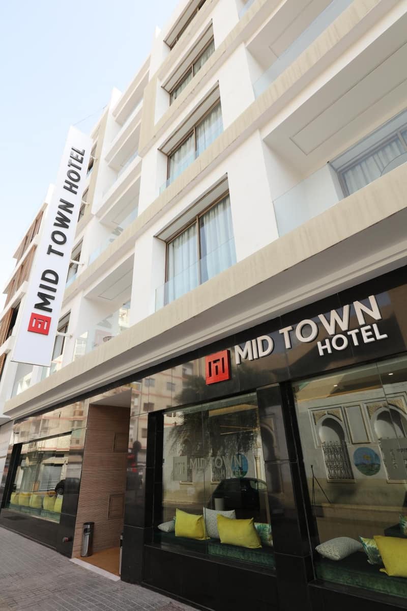 Mid Town Hotel Casablanca — building