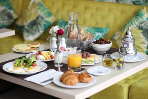 Mid Town Hotel Casablanca — dining