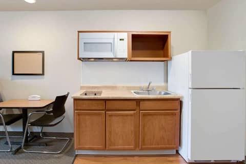 WoodSpring Suites Columbus North I-270 — photo 3