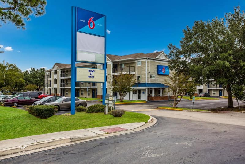 Motel 6-Jacksonville, FL - South — building