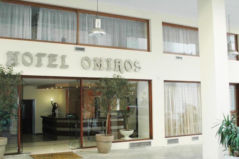 Omiros Hotel — building