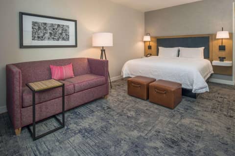 Hampton Inn And Suites By Hilton Portland-Pearl District — photo 8
