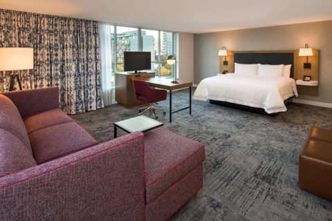 Hampton Inn And Suites By Hilton Portland-Pearl District — photo 9