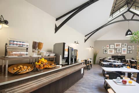 Hotel Saint Gothard — dining