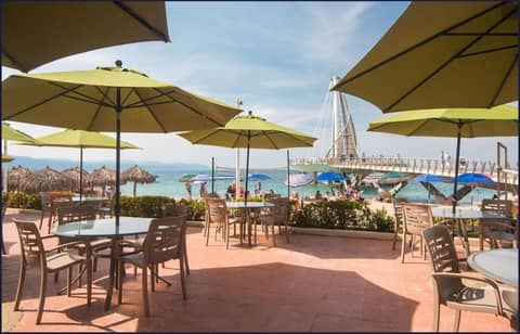 Delfin Beachfront Resort - Downtown Puerto Vallarta Optional All-Inclusive — photo 9