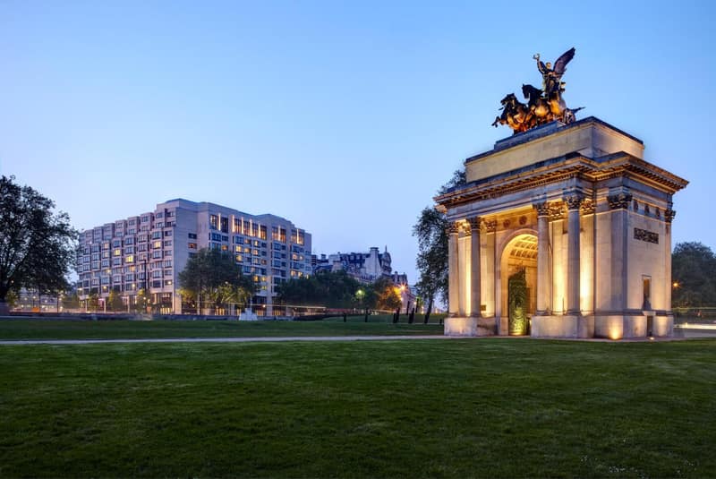InterContinental London Park Lane by IHG — building