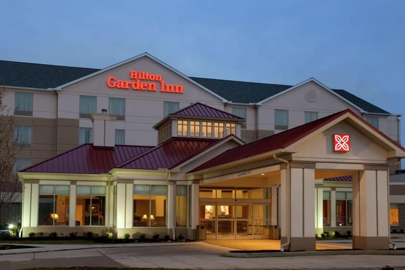 Hilton Garden Inn Cleveland East / Mayfield Village — building
