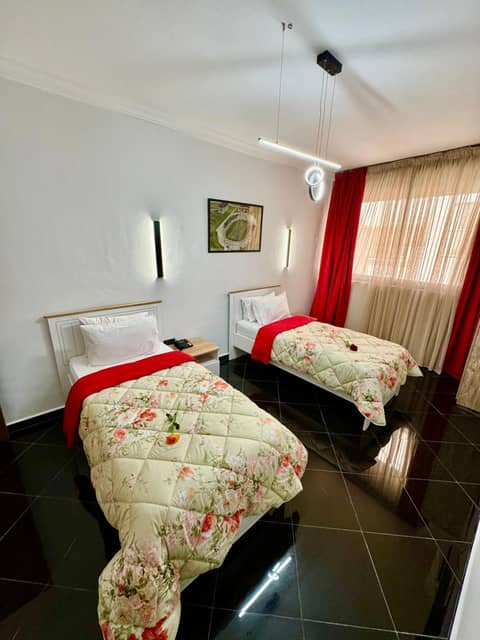 The Hotel Syracuse — hotel room