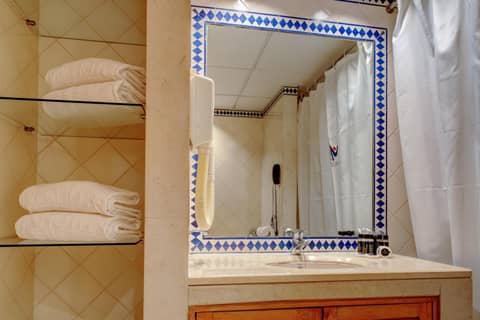 VIP Executive Eden Aparthotel — photo 8