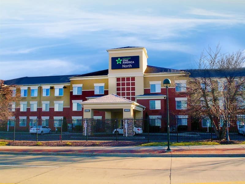 Beachwood Extended Suites — building