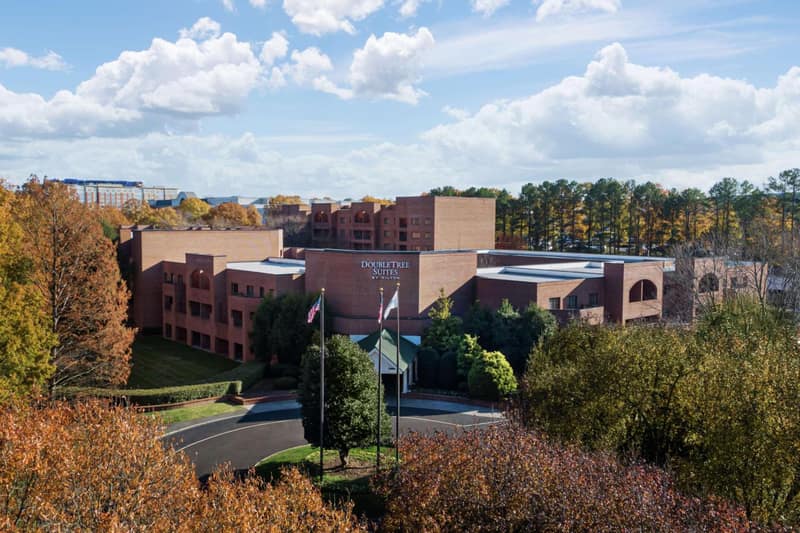 DoubleTree Suites by Hilton Charlotte/SouthPark — building