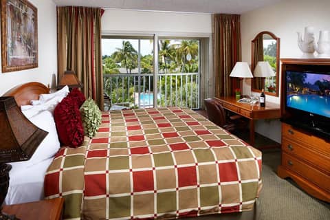 Best Western Naples Inn & Suites — hotel room