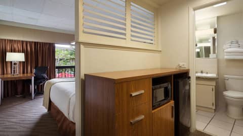 Best Western Naples Inn & Suites — photo 9