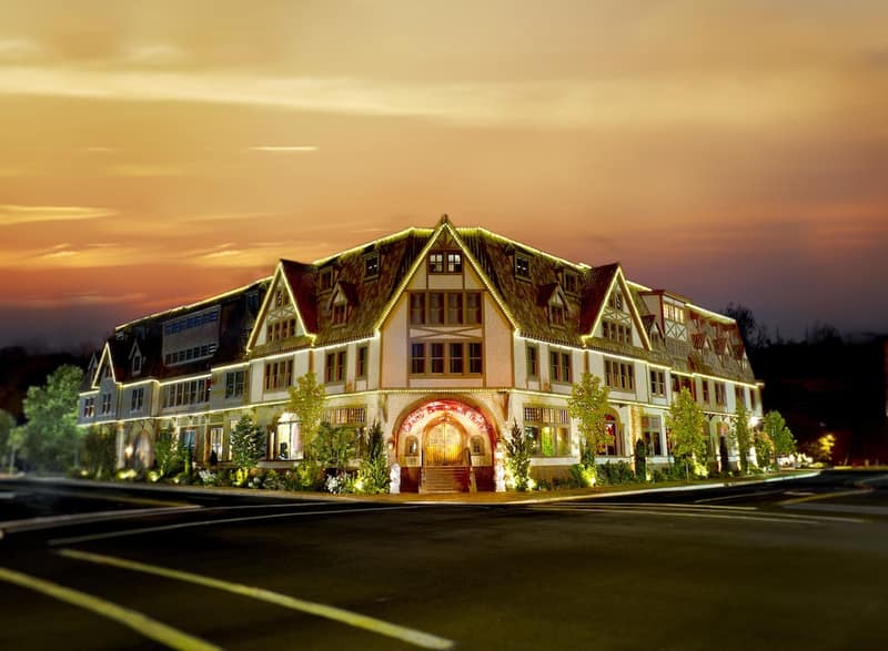 Grand Bohemian Lodge Asheville, Autograph Collection® — building