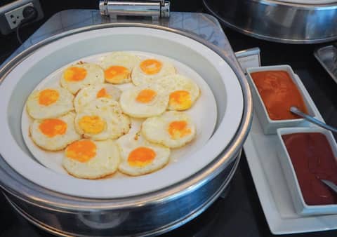 Kingston Suites Bangkok Sukhumvit 15 by Kingston Hotels — photo 9