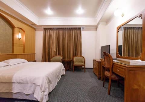 Champion Hotel — photo 3
