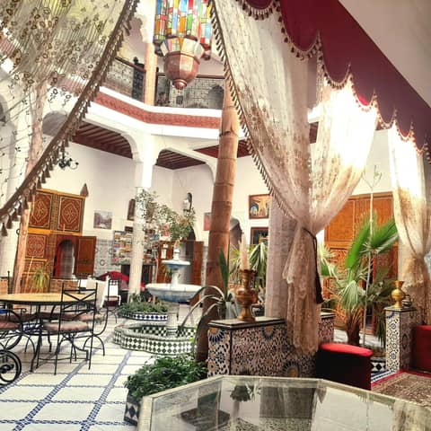Riad Chennaoui — recepcion & lobby