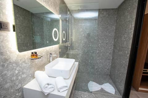 Address Hotel Casablanca — bathroom