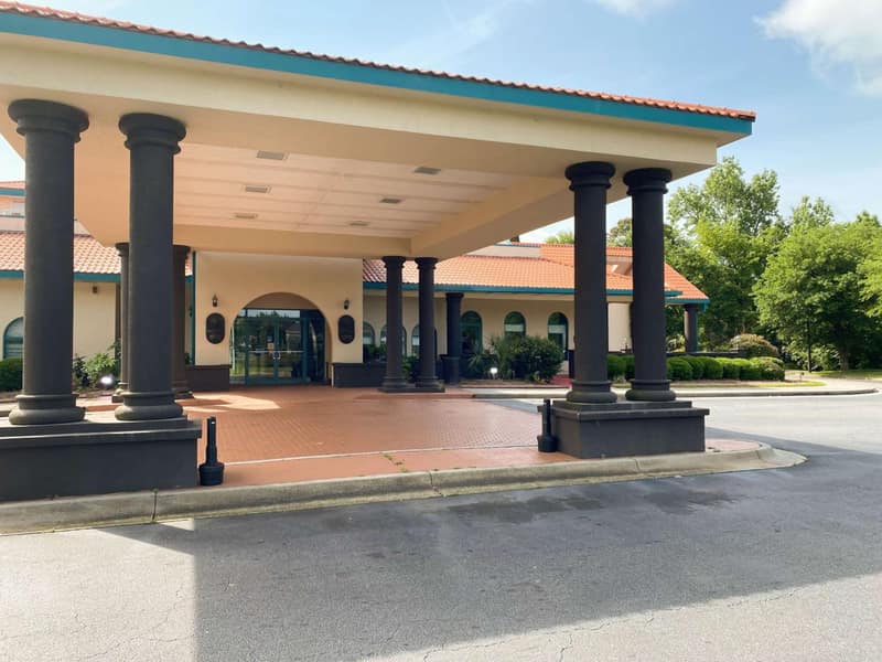 Studio 6 Extended Stay - Savannah, GA - Gateway & I-95 — building