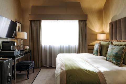 Althoff St James's Hotel & Club London — hotel room