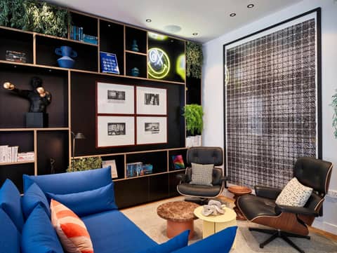 citizenM London Victoria Station — living room