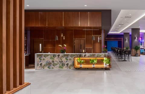 Hyatt Place Tampa Downtown — recepcion & lobby