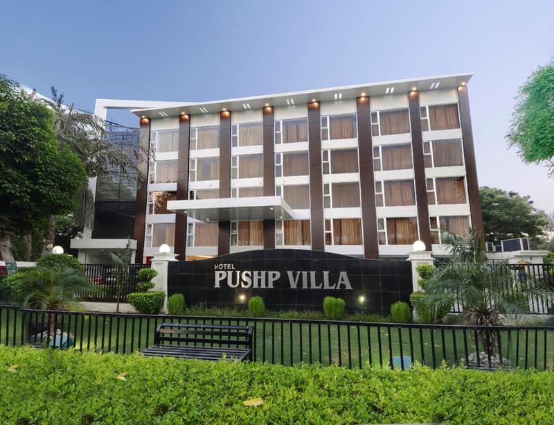 Hotel Pushp Villa Agra Taj East Gate — building