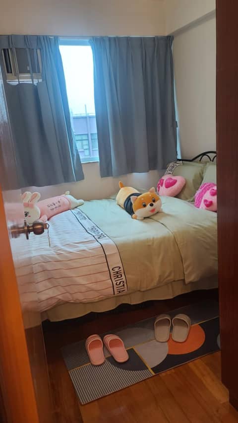 LongWin Hostel - Jordan MTR — hotel room