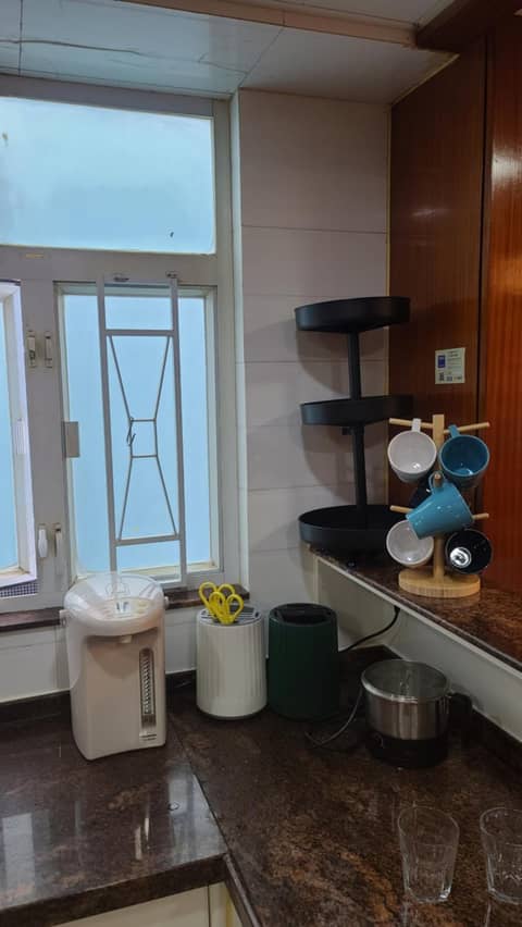 LongWin Hostel - Jordan MTR — kitchen