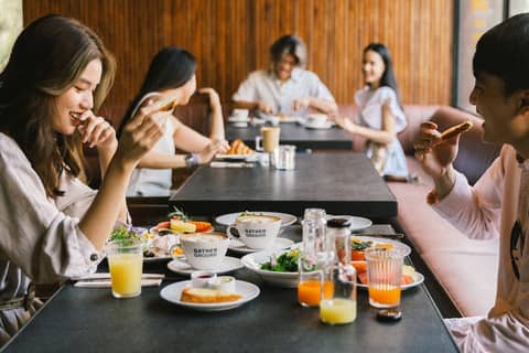 Payaa Hotel — dining