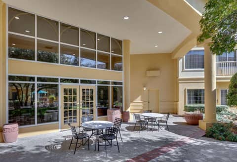 La Quinta by Wyndham Dallas - Addison Galleria — photo 9